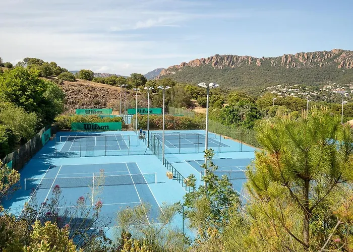 L'esquinade - Fh 012 By Interhome Saint-Raphaël